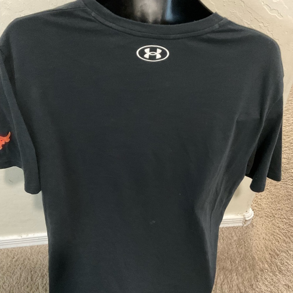 Men’s used UA under Armour size XL project rock Iton Paradise shirt Pre own item - Picture 4 of 5